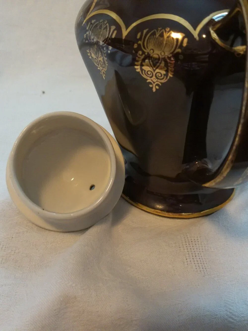 Hall Teapot Vintage Brown with Gold
